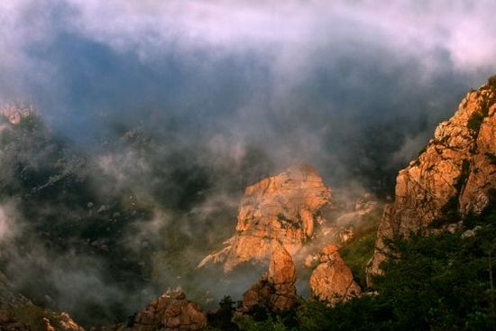 曬嶗山6月極致美景 涼爽宜人成避暑天堂