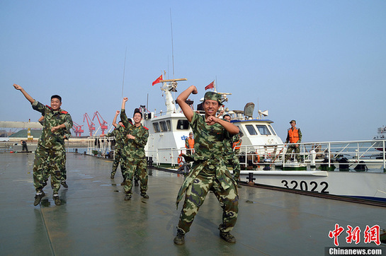 江蘇海警部隊(duì)官兵跳《江南style》緩解壓力