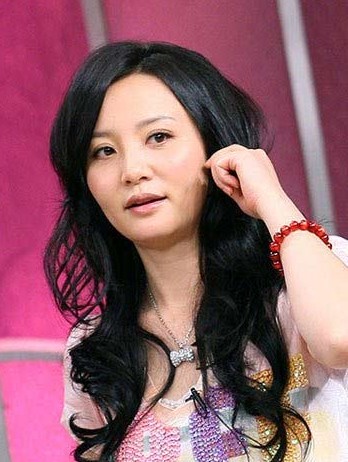 圖揭明星悲喜“師生戀” 李雙與愛(ài)妻江夢(mèng)鴿相差27歲！