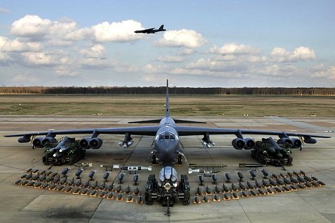 資料圖：B-52可以搭載大量武器，是美軍至今仍不愿將其淘汰的主因。