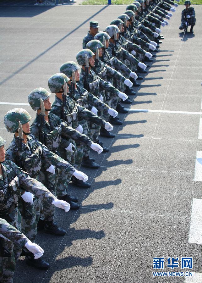 濃縮輝煌戰(zhàn)史　傳承英雄血脈——走進(jìn)勝利日大閱兵徒步方隊(duì)