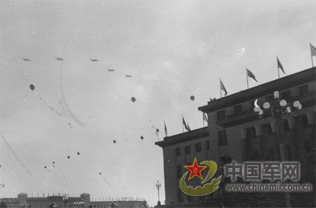 1959年國慶 逢十大閱兵盛況空前(組圖)